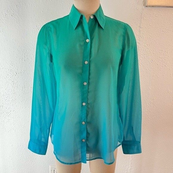 Chico’s Blue & Green Ombre Sheer Button Down Collared Blouse Size 0 - Picture 1 of 4